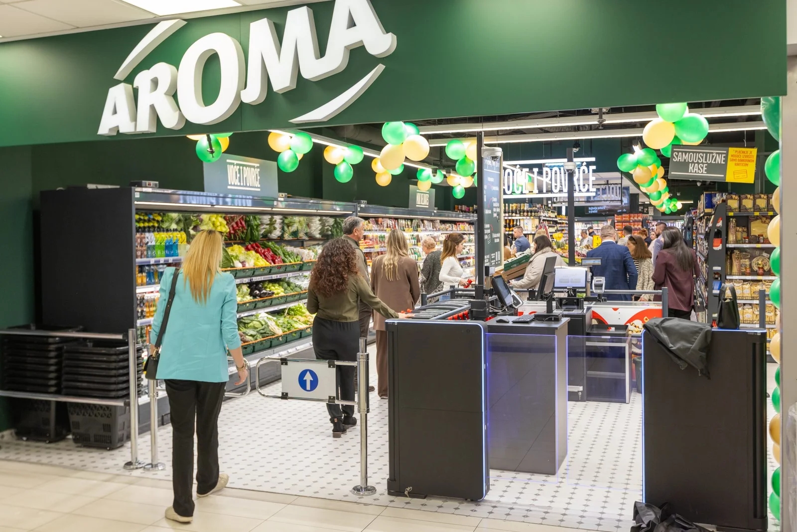 Ponovo otvorena renovirana Aroma u Kotoru