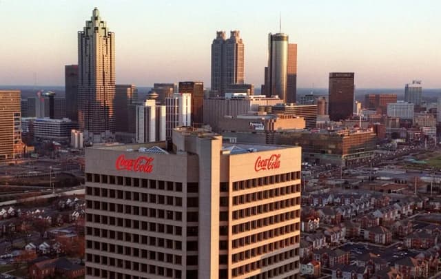 Coca-Cola završila reviziju operacija u marketingu
