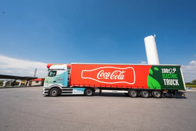 Coca-Cola HBC Srbija uvodi prve električne šlepere