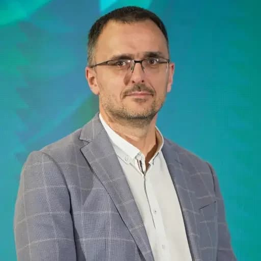 Dejan Novosel